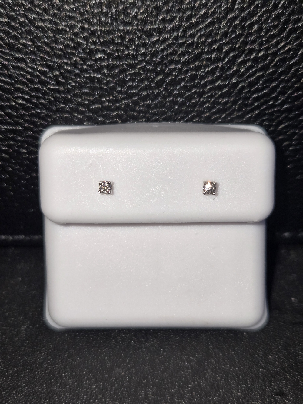 NWT 2mm Round Moissanite Sterling Silver 925 Stud Earrings Dainty 0.07Ct